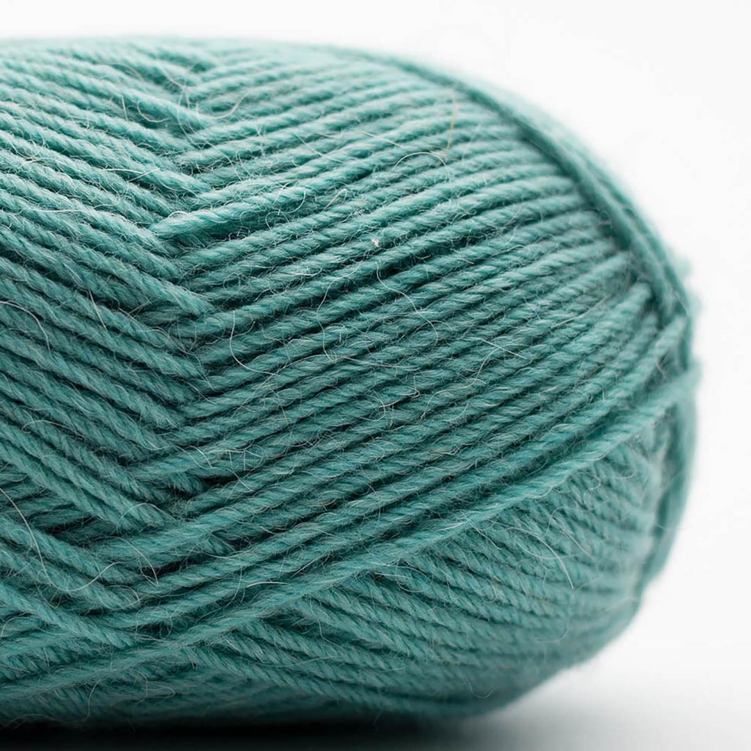 EDELWEISS ALPAKA 4FACH von KREMKE – 34 aqua – 25 g