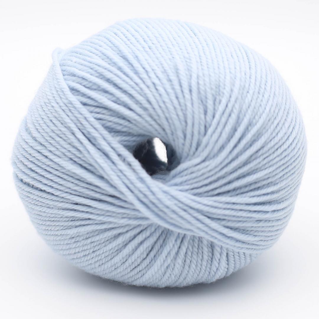 THE MERRY MERINO 140 von KREMKE – 21 baby blue – 50 g