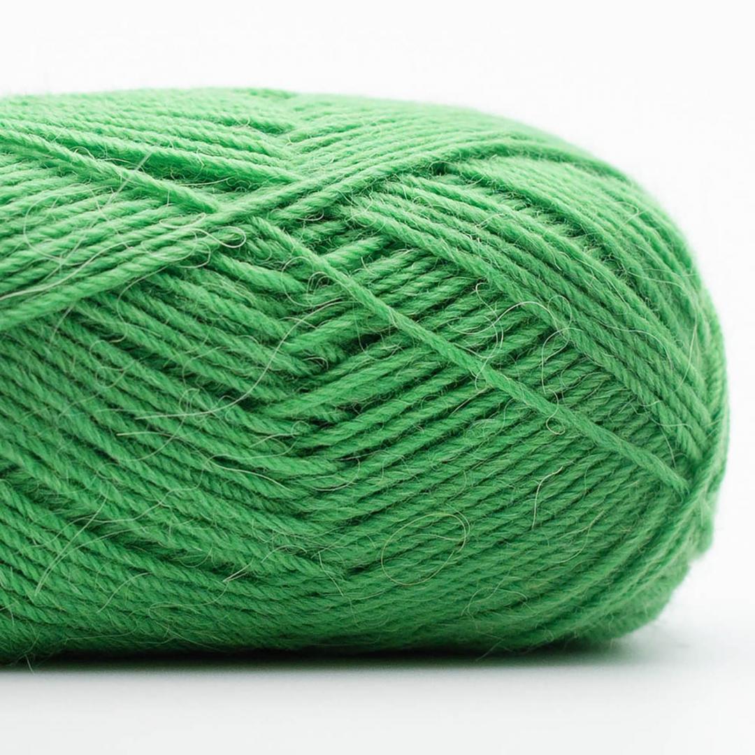 EDELWEISS ALPAKA 4FACH von KREMKE – 43 flaschengrün – 25 g
