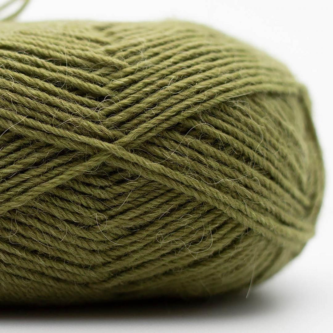 EDELWEISS ALPAKA 4FACH von KREMKE – 48 olivenzweig – 25 g