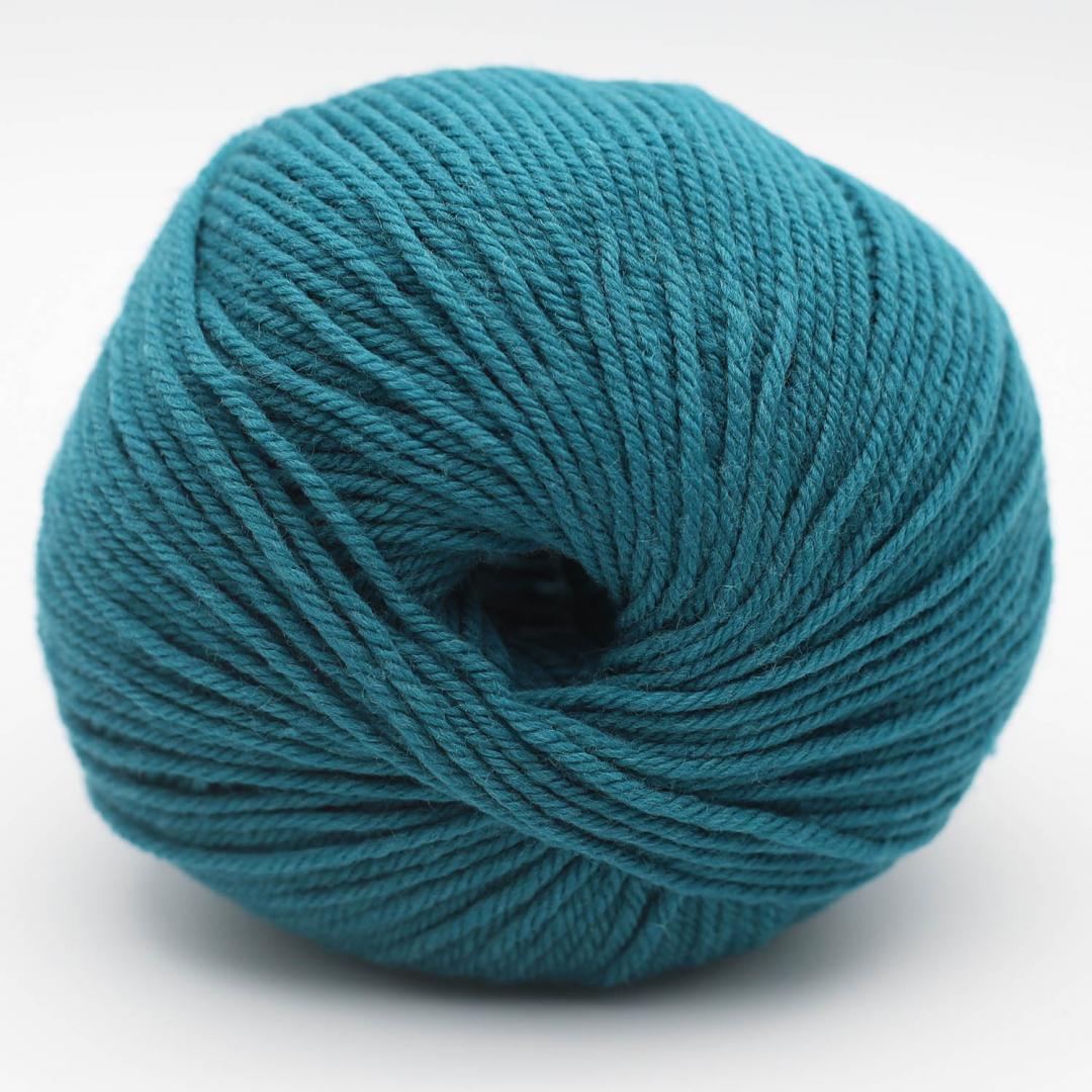 THE MERRY MERINO 140 von KREMKE – 18 dark teal – 50 g